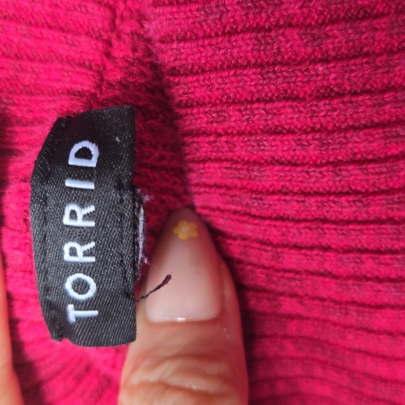 Torrid  Pullover Off-Shoulder Sweater, RED holiday 3x - Picture 7 of 10